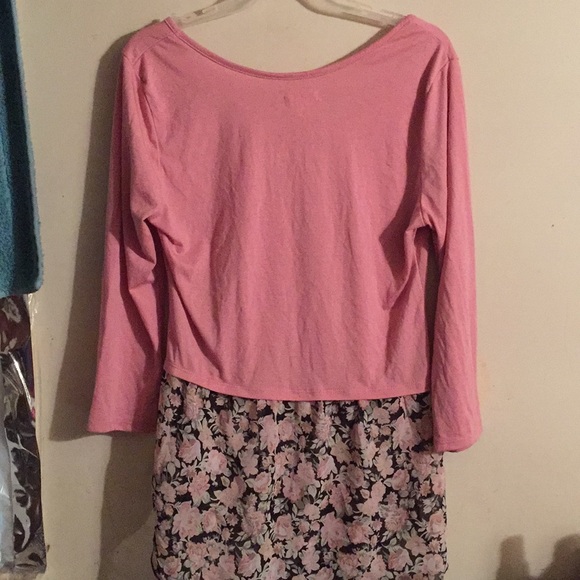 Pink Top - Picture 2 of 2